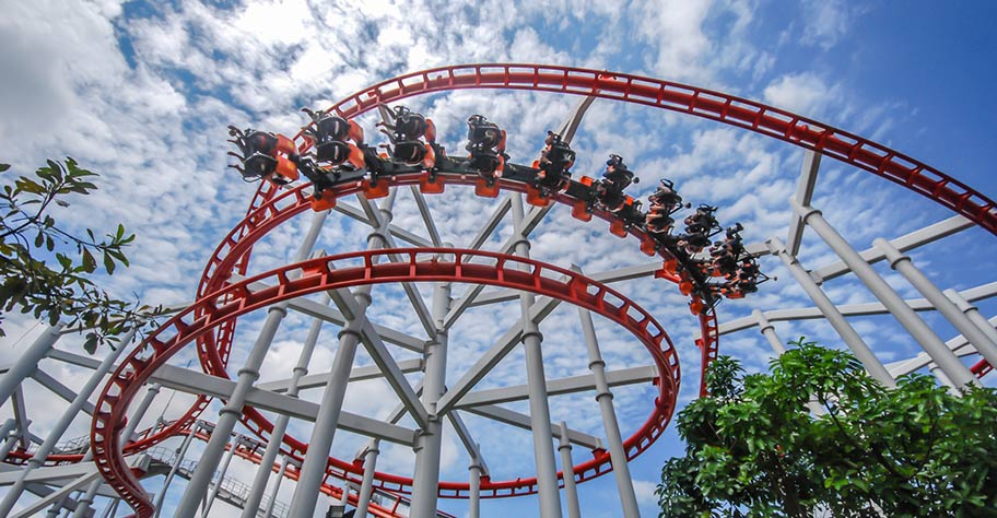 Achterbahn USA am Tag Disneyworld und andere Freizeitparks USA